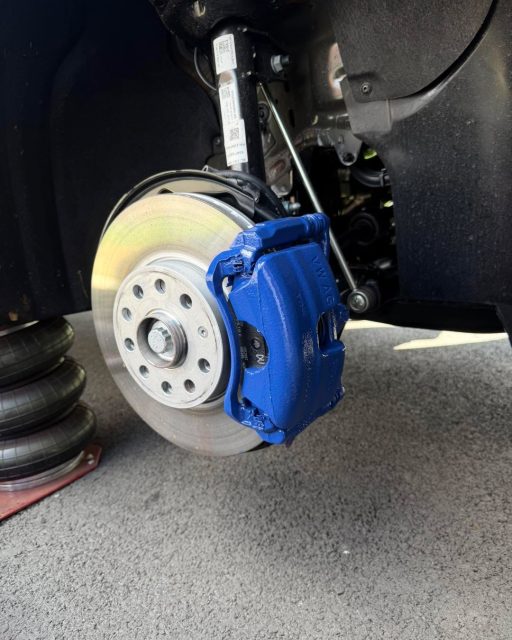 Volkswagen Golf - Blue Caliper Transformation 🔵📍 Birmingham
Mobile job completed over in Birmingham today!
This Golf came in for a pop of colour and we delivered - calipers refinished in a high gloss VW Racing Blue.
✅ Fully mobile - completed on the customer's driveway
✅ High-temperature, heat-resistant paint
✅ Deep gloss lacquer finish for that showroom look
✅ The perfect contrast behind those gloss black & diamond cut alloys
That finish behind the wheel when it's rolling? 👌
We are Midlands based but travel UK-wide - we come to your home or workplace.
📩 DM for a quote - any colour available!
www.stevescleenz.co.uk | 07974 864 216
#StevesCleenz #VWGolfR #GolfR #BlueCalipers #BrakeCaliperPainting #Birmingham #MobileService #CarDetailing #VW #GolfMK8